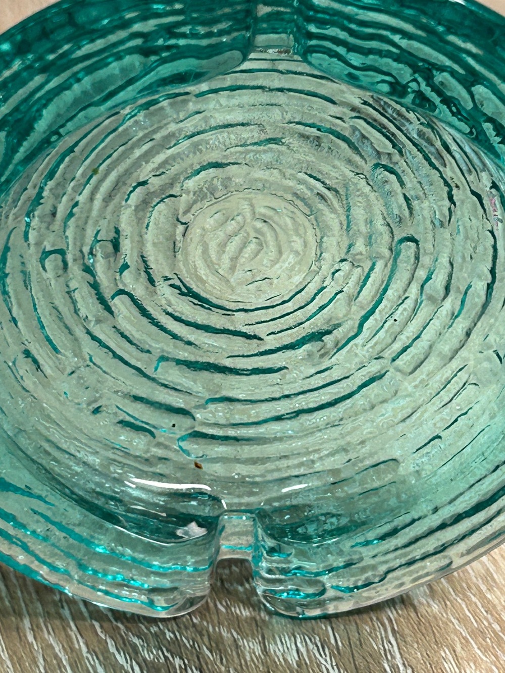 Vintage MCM Teal Aqua Heavy Glass Ashtray Catchall Trinket Dish Ripple Bark 4.5” - Picture 5 of 9